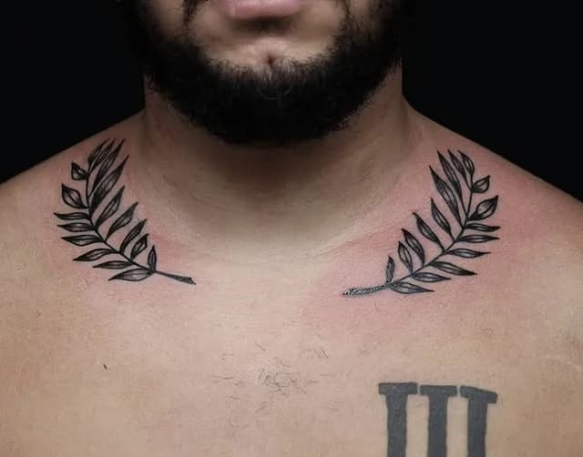 Tatuagem estilo Blackwork feita por Jeff Tattoo — estúdio de tatuagem em Gaspar, SC