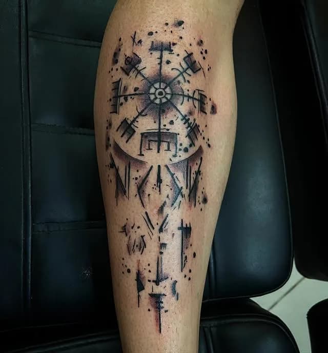 Tatuagem estilo Blackwork feita por Jeff Tattoo — estúdio de tatuagem em Gaspar, SC