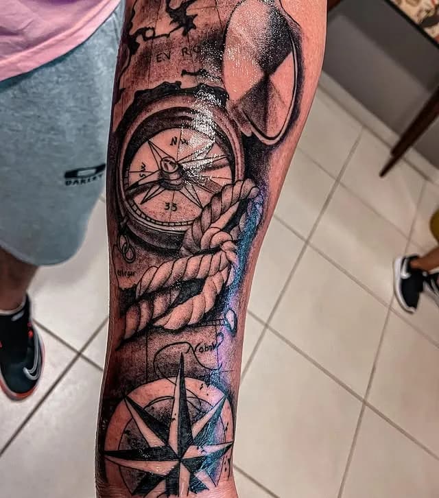 Tatuagem estilo Realismo feita por Jeff Tattoo — estúdio de tatuagem em Gaspar, SC